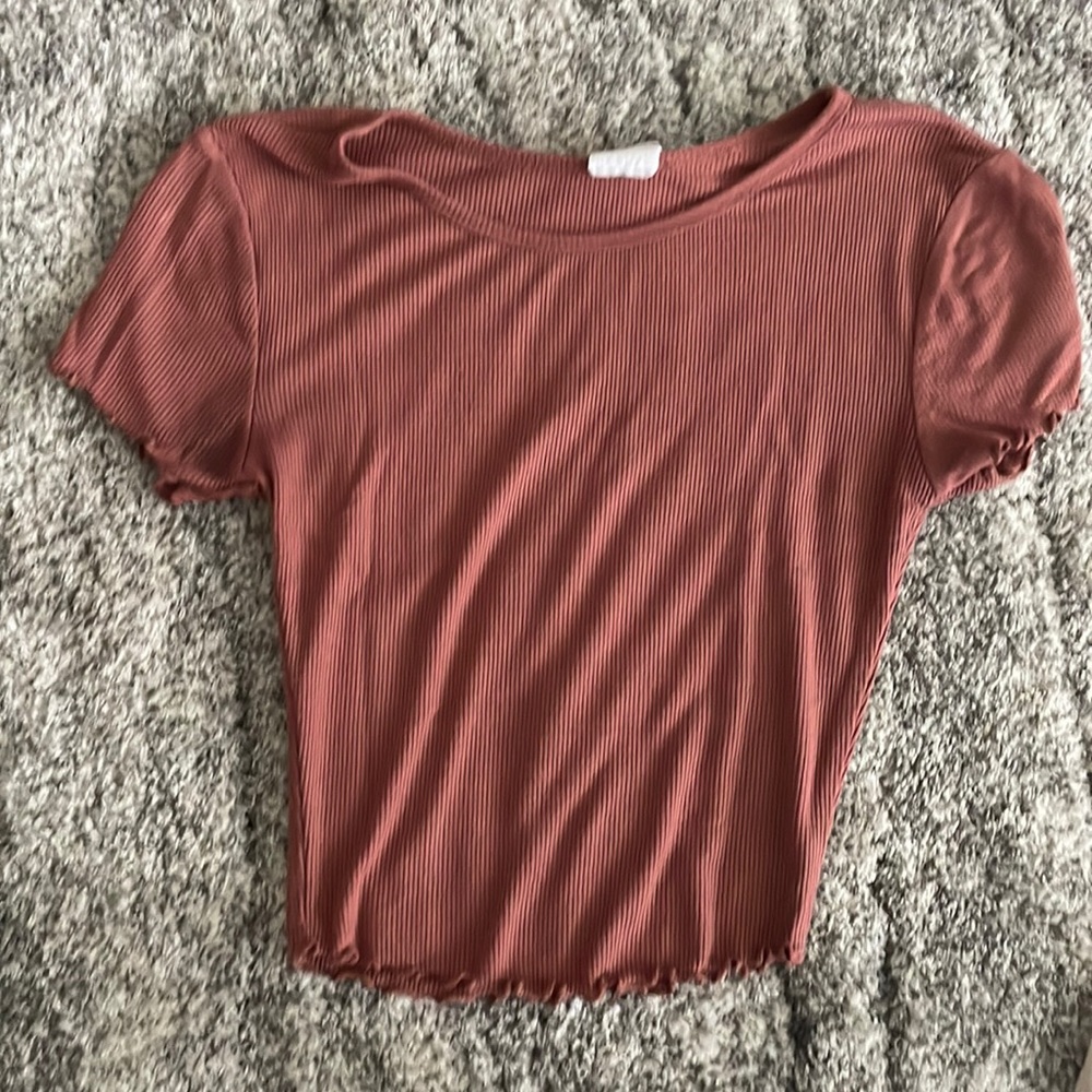 dark coral and light blue women’s crop top